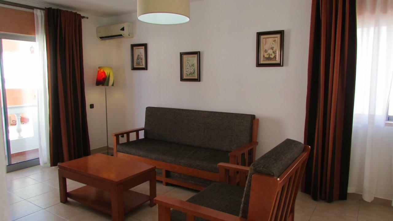 Apartamentos Cabrita Olhos de Agua  Exterior photo